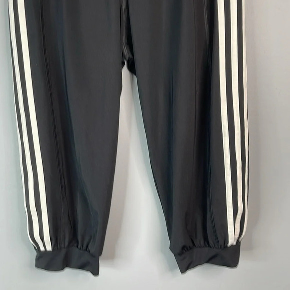 ADIDAS Girls Retro Cropped Track Pants Black White 3 Stripe Knicker CLIMACOOL XL - Picture 4 of 11